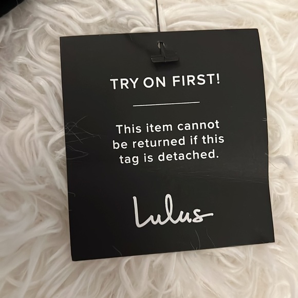 Lulus off the shoulder black homecoming dress size:Small - Picture 3 of 3